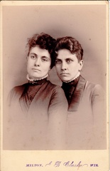 aunt_maggie_andher_sister_libbie