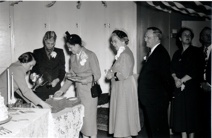 Donnald Dale and Frances Hodges Hawn Wedding November 20th 1953 at Recreation Room of Borgardus Treilaer PArl Parks known as Bel-bo