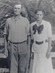 Eston Grady Hodges (1890-1944)
Ruby Leona (Spafford) Hodges (1895-1990)