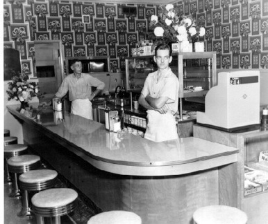 Bob&amp;Vern'sDiner