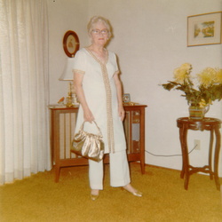 Lois May Pettey-McClanahan 1894