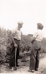 ed_mildred_working_farm