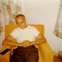 ed_dean_sleeps_chair