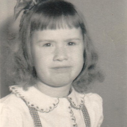 Helen Louise (Dean) Riley 1942