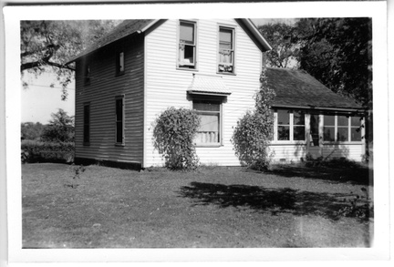Margret Ann (James) Feaks Home in grand Junction IA 